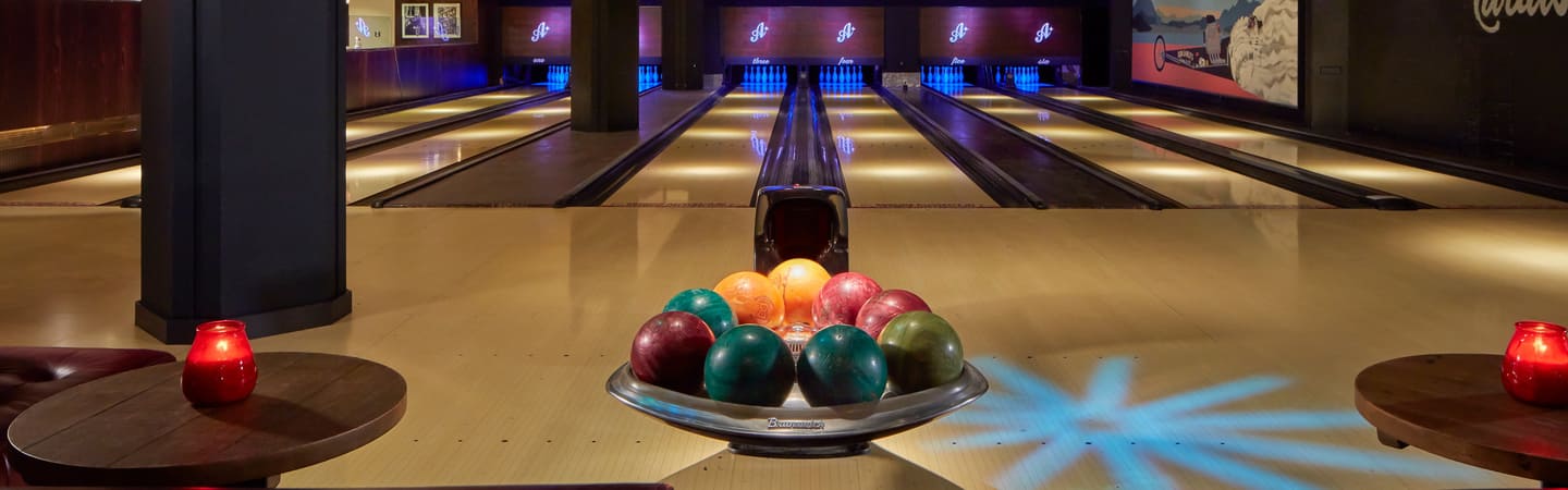 カラフルボウリングボール Sagamihara Park Lanes カラフルボウリングボール Sagamihara Park Lanes 相模原